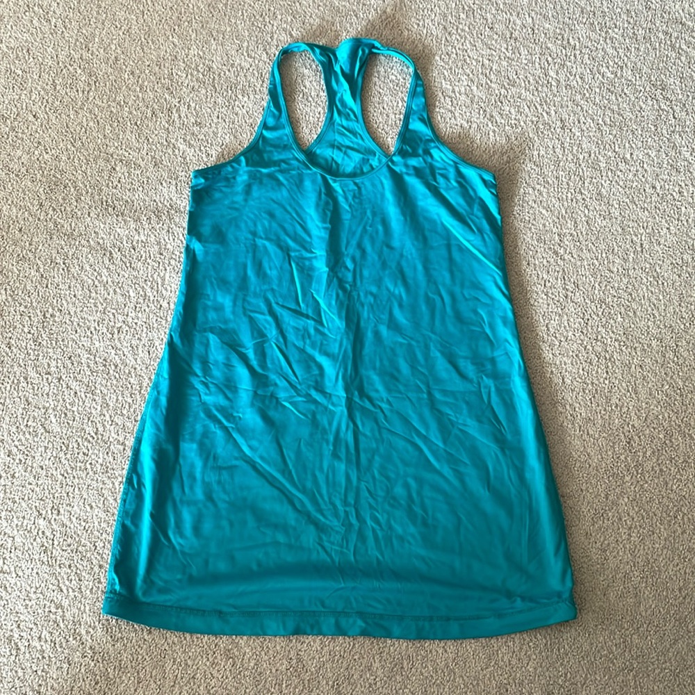 Women’s Lululemon teal workout tank